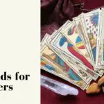 Best Tarot Card Spreads for Bloggers