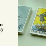 How to Display Tarot Cards